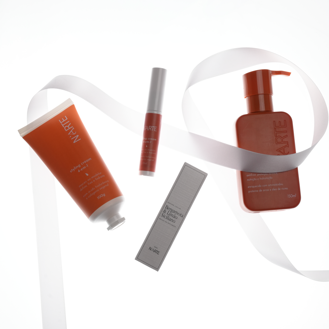 Leave-in + Styling Cream + Styling Cream to-go + Perfume Capilar